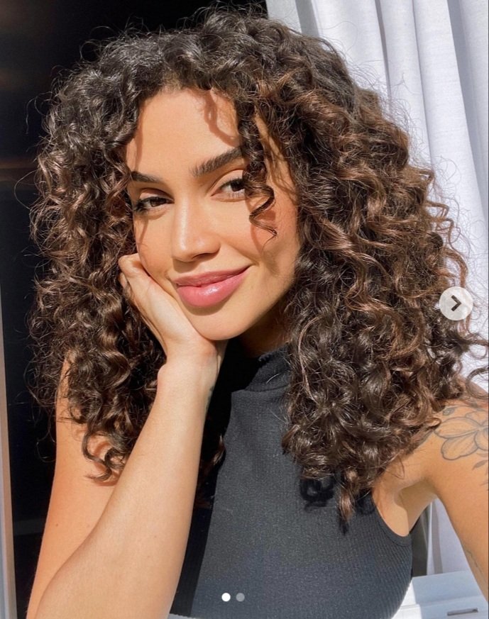Paula Amorim #144MKeBt