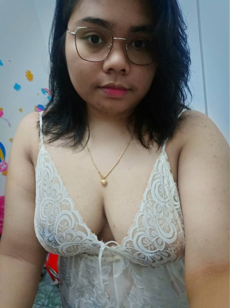 AMIRA SAYANG TETEK BESAR NRI 🇮🇳🇧🇩 #O7dBj005