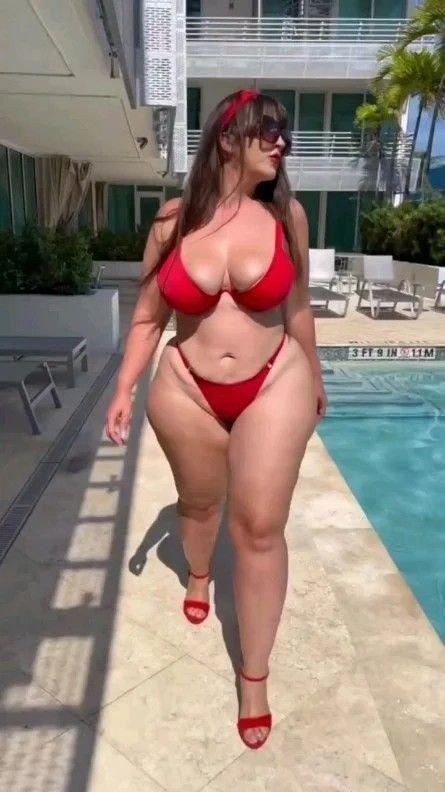 I just love curvy women #FyKHo13q
