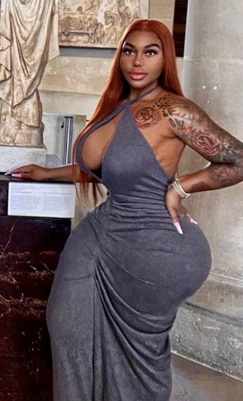 I just love curvy women #LLKSJ4Y4