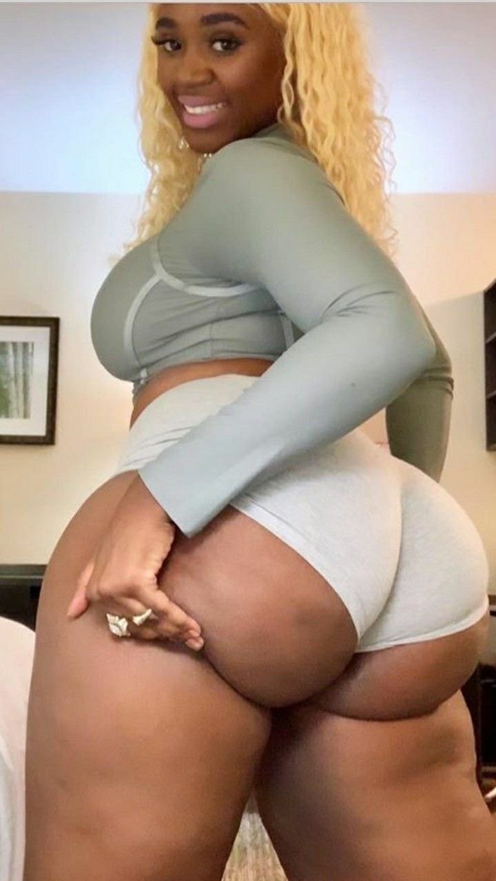 I just love curvy women #Oy7e6rS2
