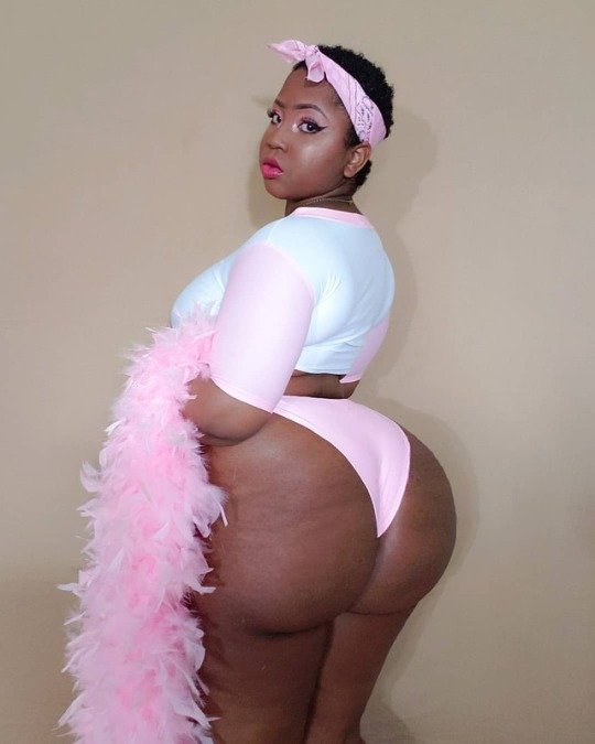I just love curvy women #P7OhotLq