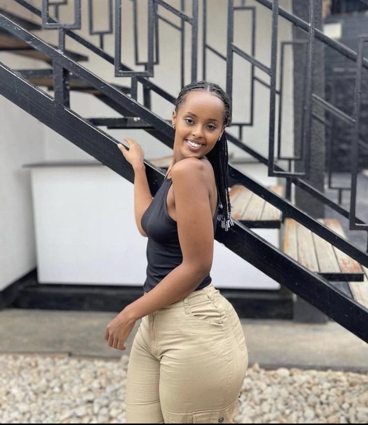 I just love curvy women #YfsspSAi