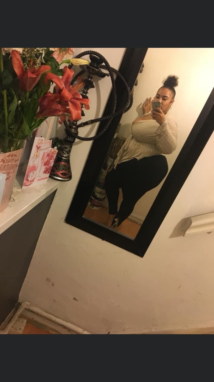 I just love curvy women #cm9moG90