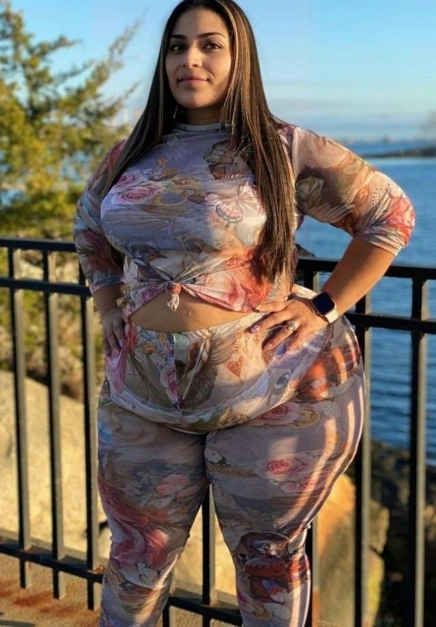 I just love curvy women #dRX95y7s