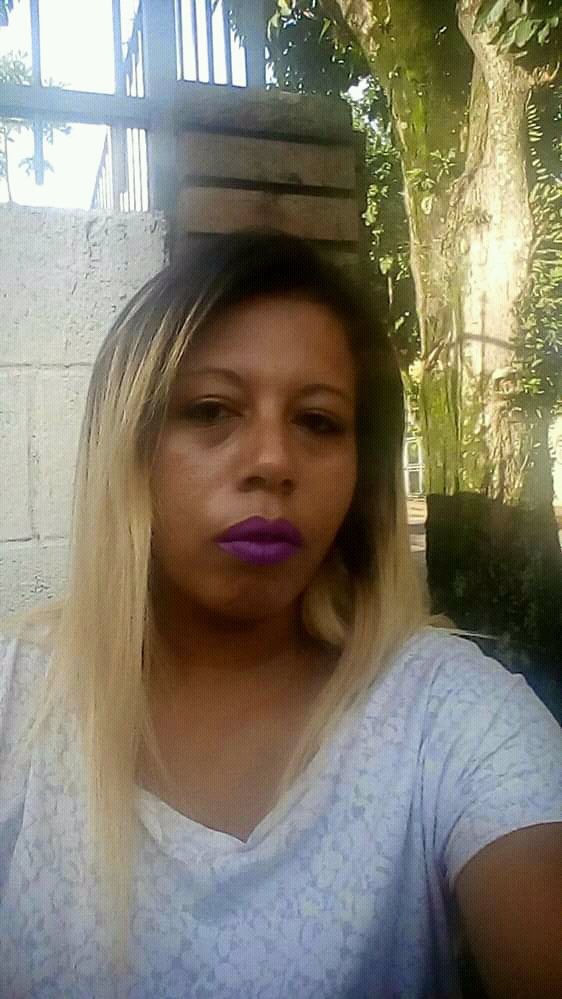 Thaty ex vizinha coroa puta gostosa #6p5byjRE