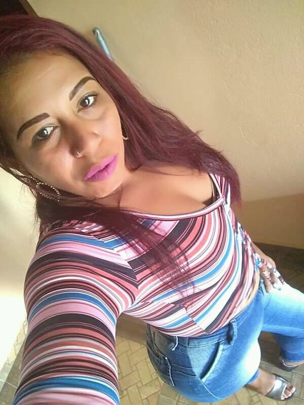 Thaty ex vizinha coroa puta gostosa #TTYEJw7f