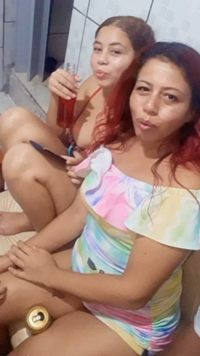 Thaty ex vizinha coroa puta gostosa #TmlmcUf4