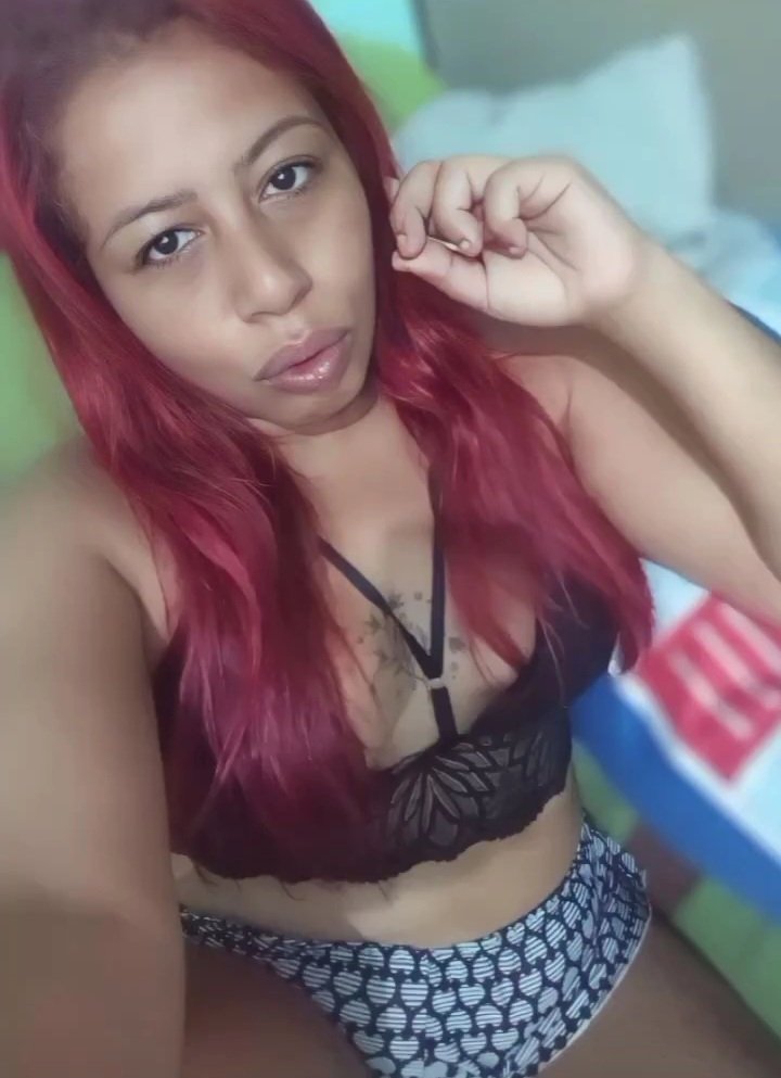 Thaty ex vizinha coroa puta gostosa #ucTrso4M
