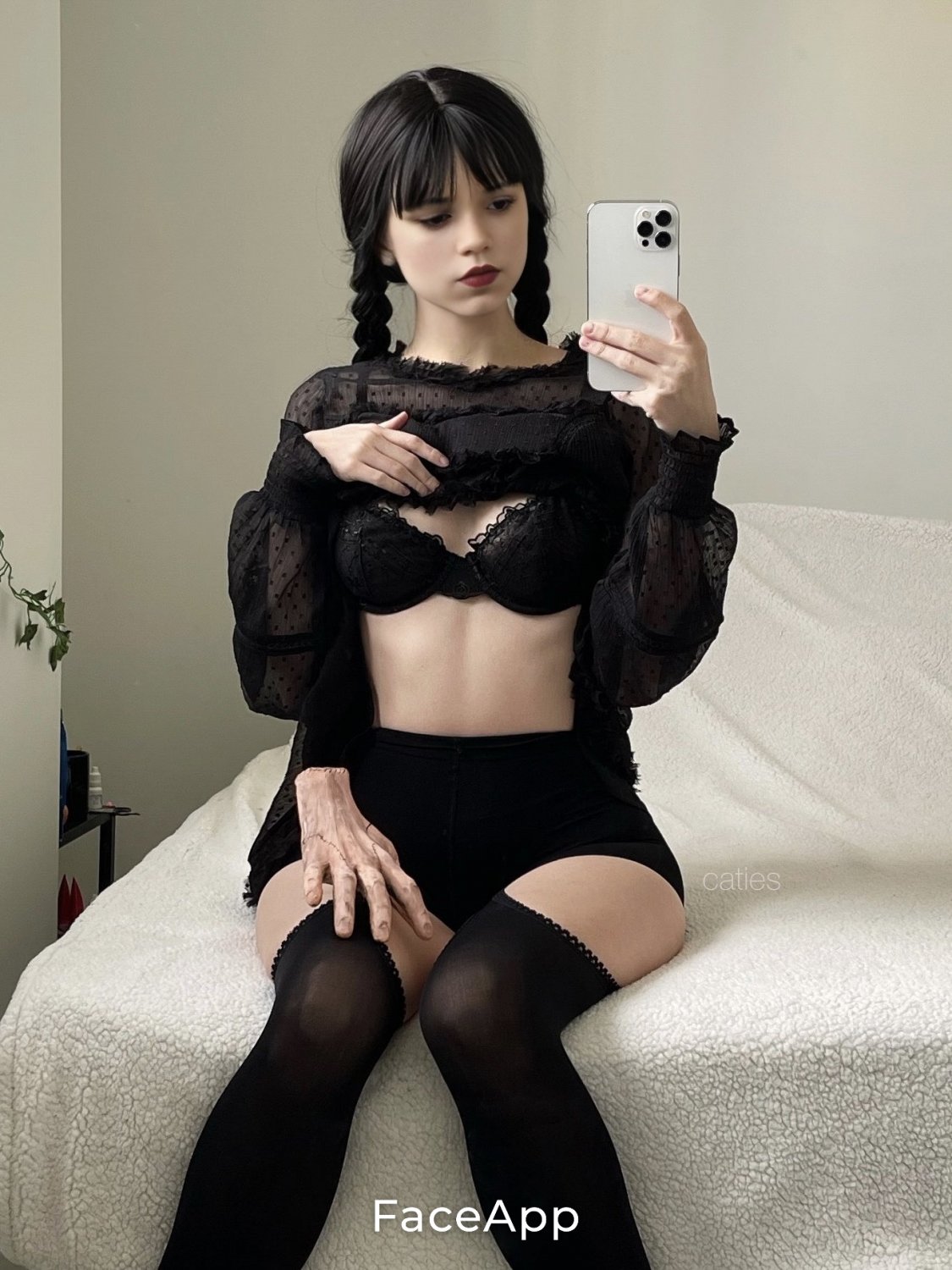 Wednesday Addams leaked selfies for Enid #MJERWgGd