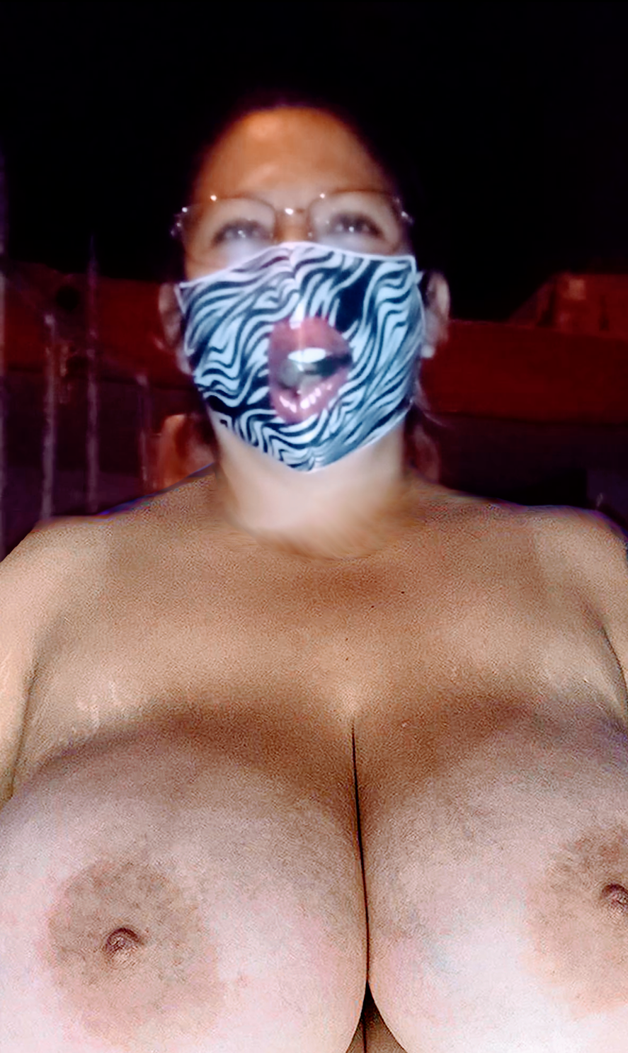Victoria romero una señora tetona y deliciosa Milf👙 PARTE 2 celular perdido #4eLXf7YJ