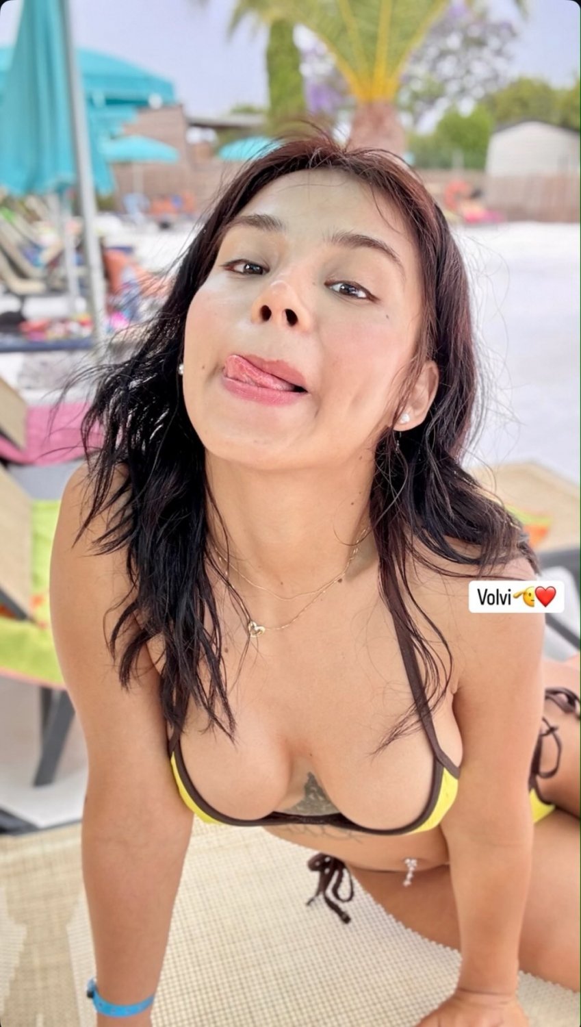 hermosa colombiana valentina zarate teen latina nude hot #pKa7G3fg