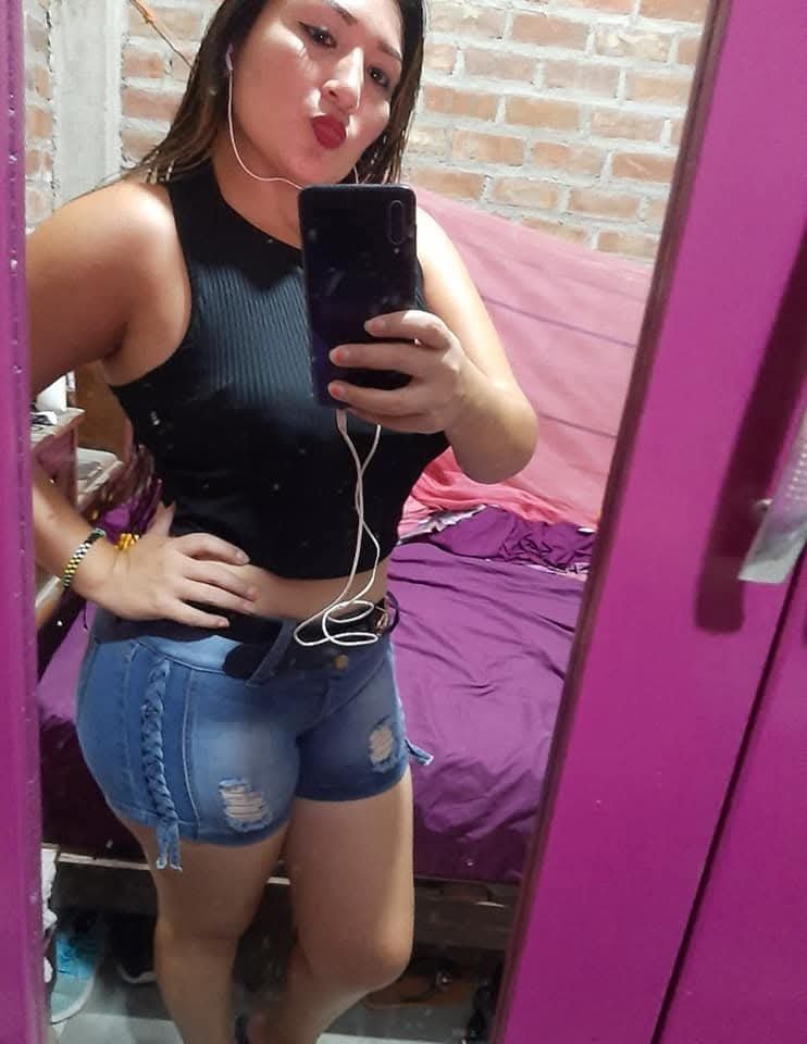 MI NOVIA LUCERO NO SABE QUE MI AMANTE ES SU MAMA 😍 AMBAS TIENEN CASI LA MISMA CONCHA PROFUNDA. #k3SRca9p