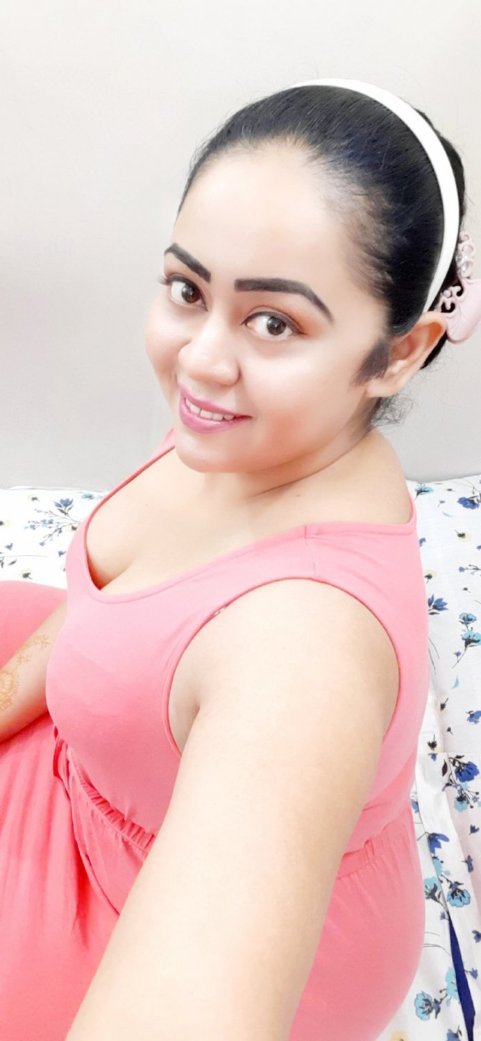 Bangladeshi Model Shahela Islam Toma #8rJXtWJS