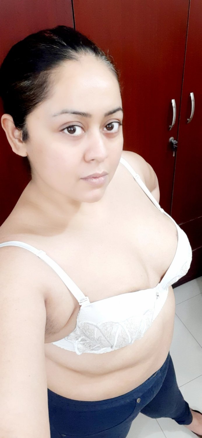 Bangladeshi Model Shahela Islam Toma #i54DBi5c